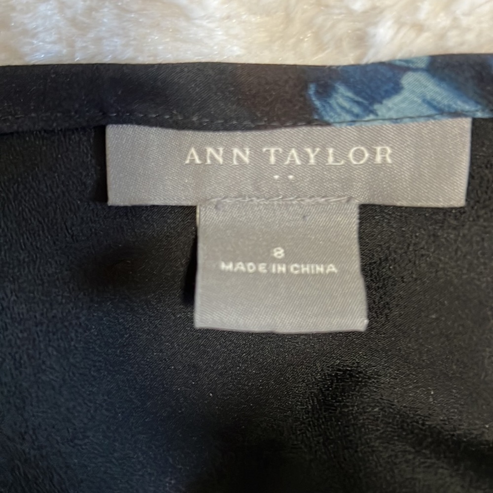 Ann Taylor skirt - Picture 3 of 4